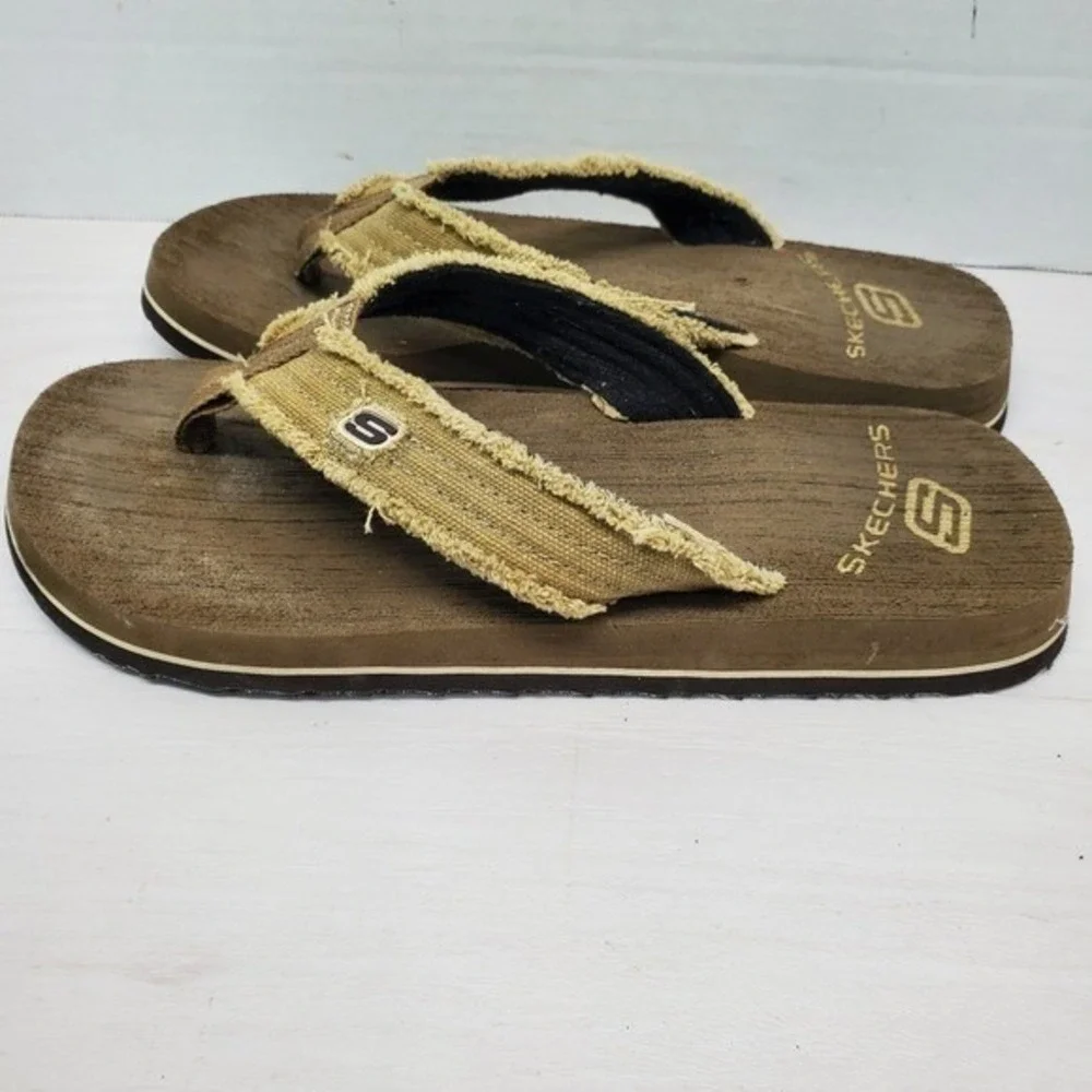 Skechers Men's Flip Flops Thong‎ Sandals Brown Tan Canvas Strap Comfort Size 7